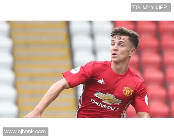 哈德斯与曼联精彩对决视频直播全程回顾与分析