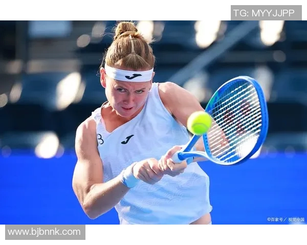 网球新手必看：全面解析入门技巧与状态调整指南