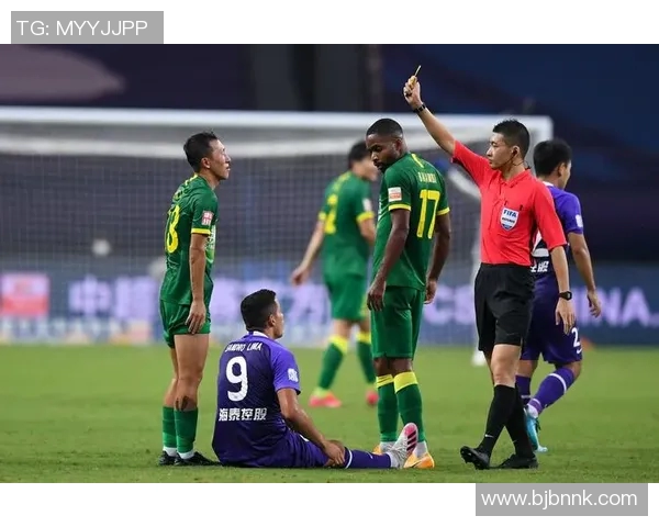 鲁能与中赫国安激战正酣谁能在这场对决中笑到最后