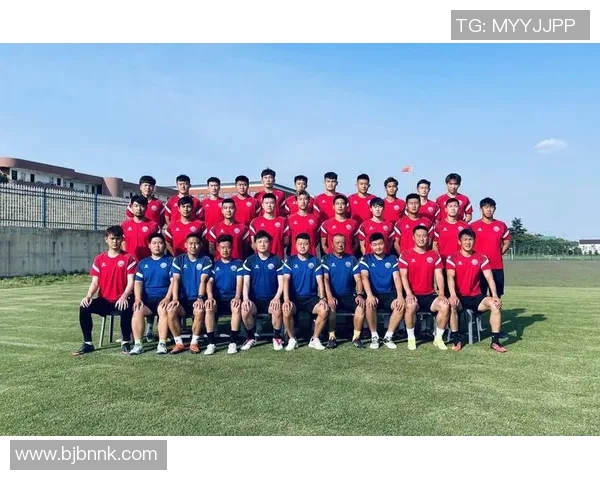 武汉足球队比赛经验分析与战术探讨助力球队未来发展